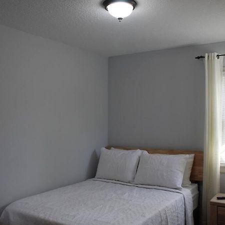 ☆The Oasis In Murray Hill☆ -Sleeps 8- Wifi- Cozy Jacksonville Exterior foto